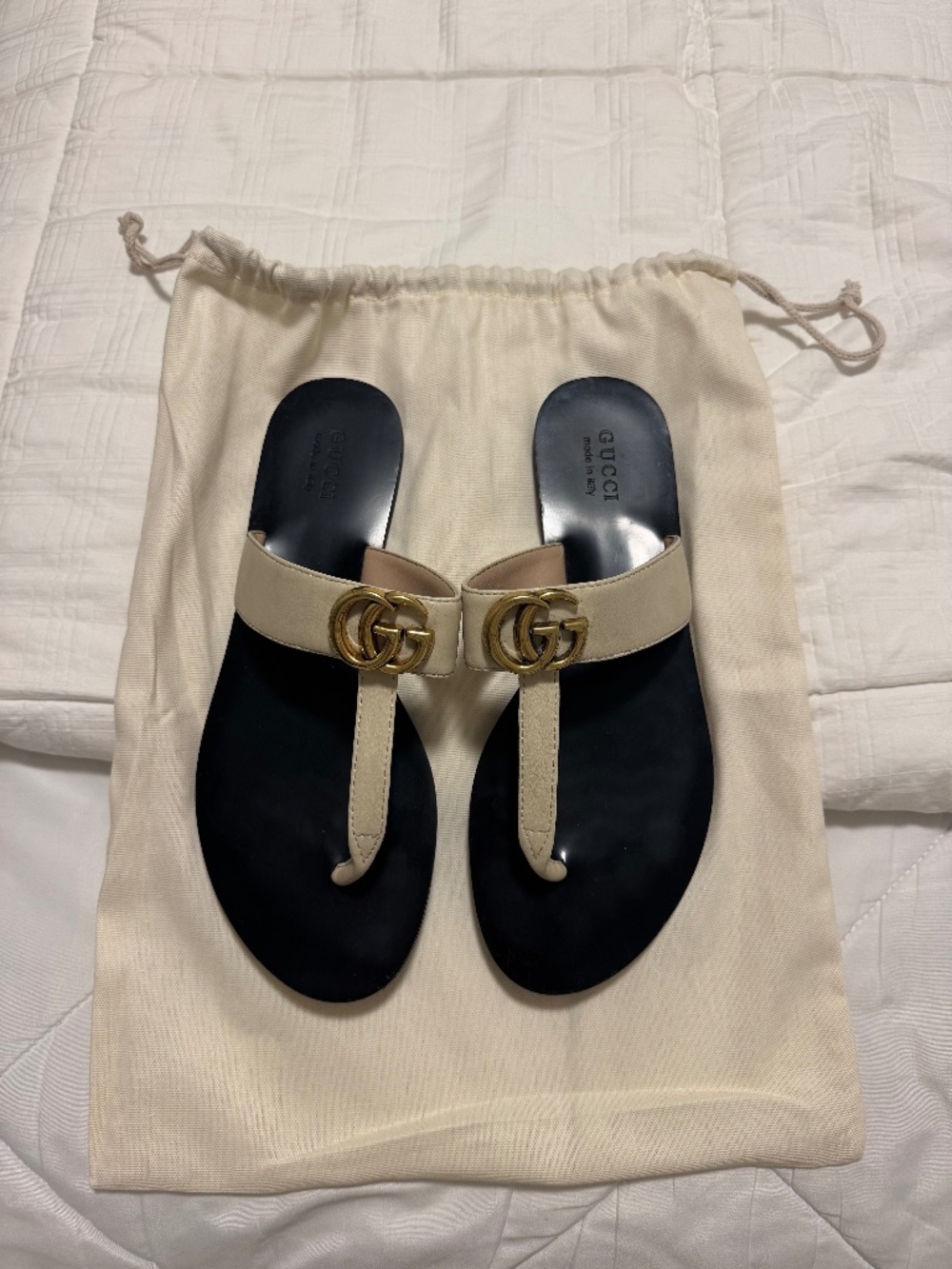 Gucci GG Marmont Leather Thong Sandals EU 40